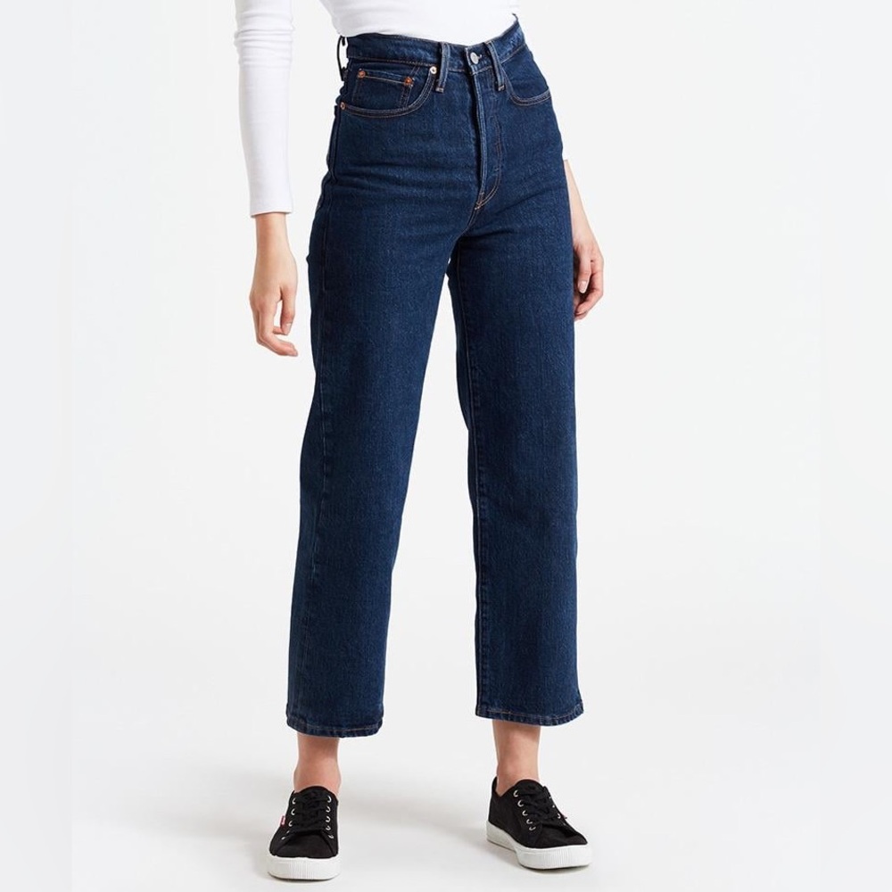 Levi’s Ribcage Straight